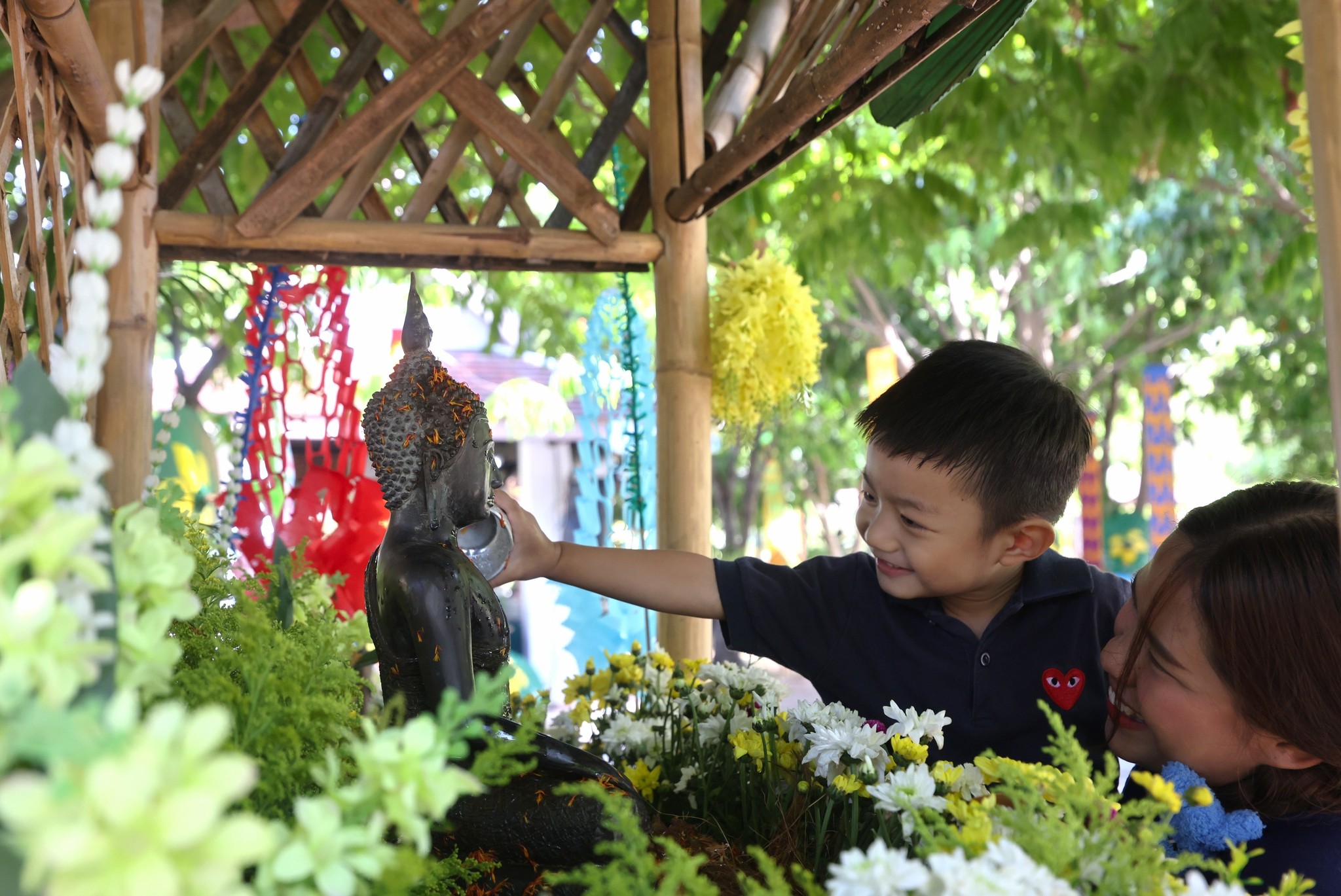 มาร่วมม่วนใจ๋กับกิจกรรม“ปี๋ใหม่เมืองดอกไม้บานงามวัฒนธรรมล้านนา”ที่อุทยานหลวงราชพฤกษ์